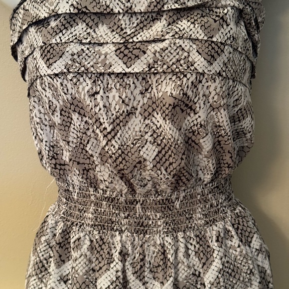 Bebe Off Shoulder Jumpsuit - Picture 3 of 8